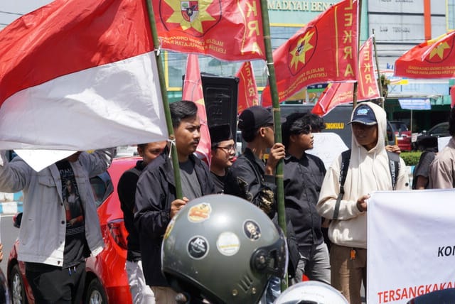 Sidang Rohidin Cs, Komunikasi Minta Tersangkakan Pengusaha Batu Bara