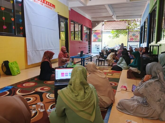 TK Islam Darul Farhi Gelar Seminar Parenting untuk Orangtua Murid