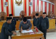 DPRD dan Pemkab Bengkulu Utara Sepakati Dua Raperda DPRD dan Pemkab Bengkulu Utara Sepakati Dua Raperda tentang Disabilitas dan Ketenagakerjaan