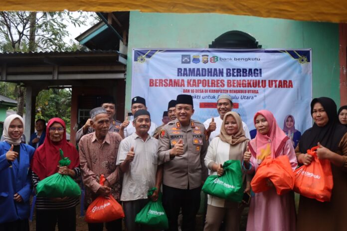 PMII Bersama Kapolres Bengkulu Utara Berbagi Sembako dan Buka Puasa