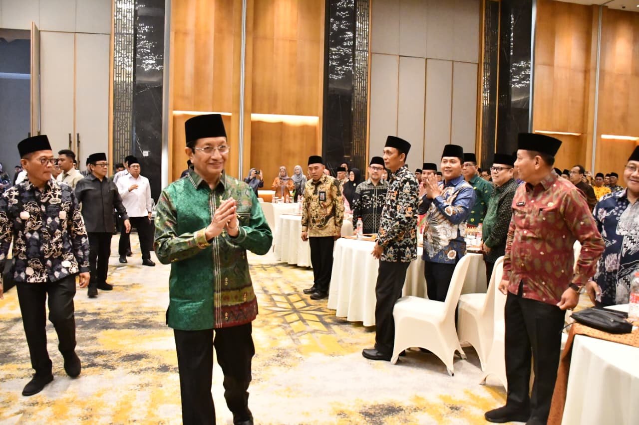Menteri Agama Nasaruddin Umar pada acara pembinaan ASN di lingkungan Kantor Wilayah Kemenag Provinsi Sumatera Selatan di Palembang, Rabu, (13/5/2026). Foto: Humas Kanwil Kemenag Sumsel