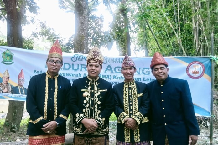 Kedurai Agung BMA Jadi Momentum Doa Bersama dan Pelestarian Budaya Rejang di Lebong Kedurai Agung BMA Jadi Momentum Doa Bersama dan Pelestarian Budaya Rejang di Lebong