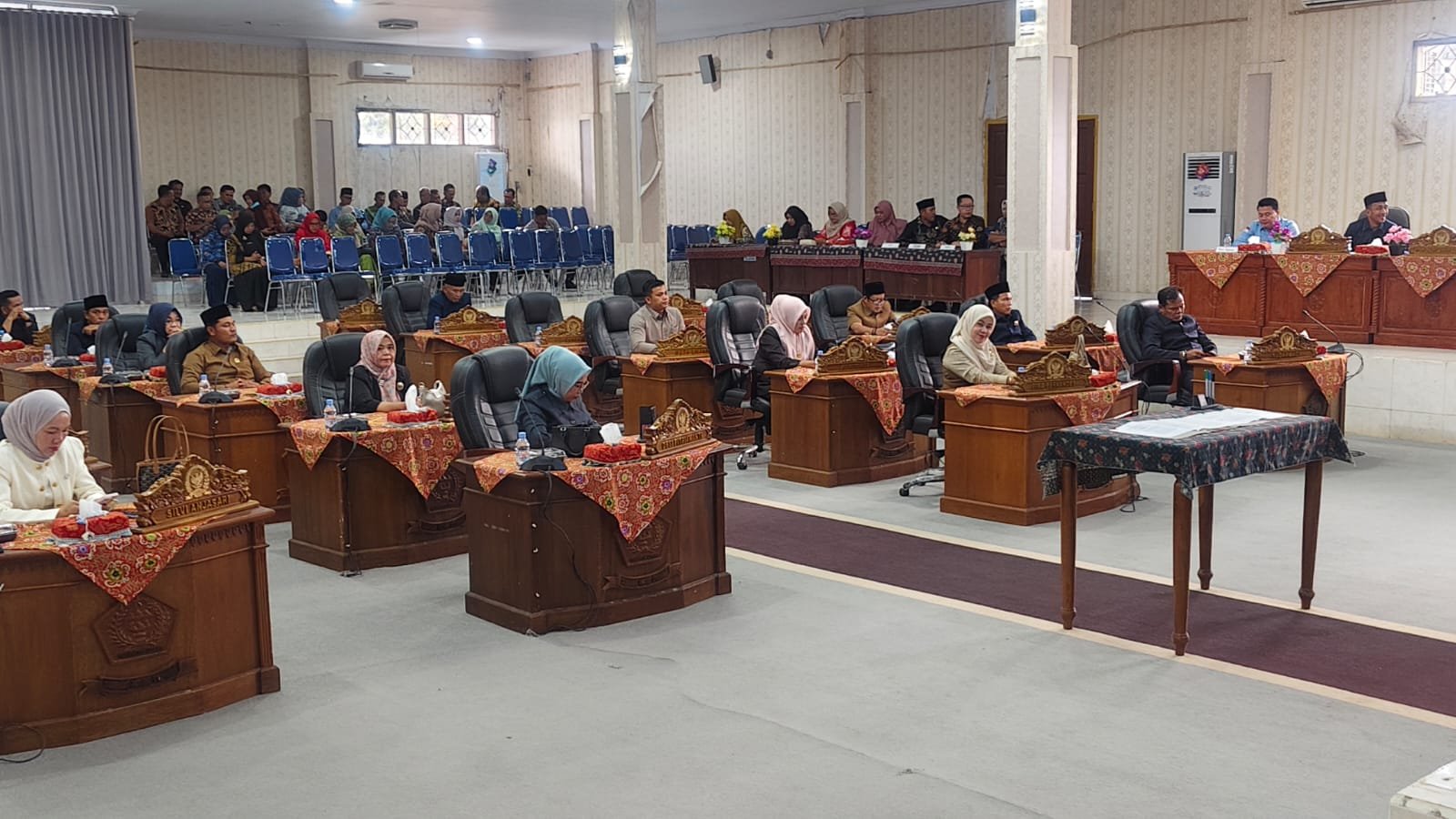 DPRD Lebong Setujui Dua Raperda Menjadi Perda, Bahasan Pilkades Tuntas dalam Empat Hari