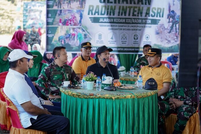 Gerakan Radin Inten Asri, Ketua DPRD Ajak Masyarakat Budayakan Hidup Bersih Gerakan Radin Inten Asri, Ketua DPRD Ajak Masyarakat Budayakan Hidup Bersih