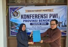 Ambil Formulir Bacalon, Wibowo Susilo Siap Maju Ketua PWI Bengkulu Ambil Formulir Bacalon, Wibowo Susilo Siap Maju Ketua PWI Bengkulu