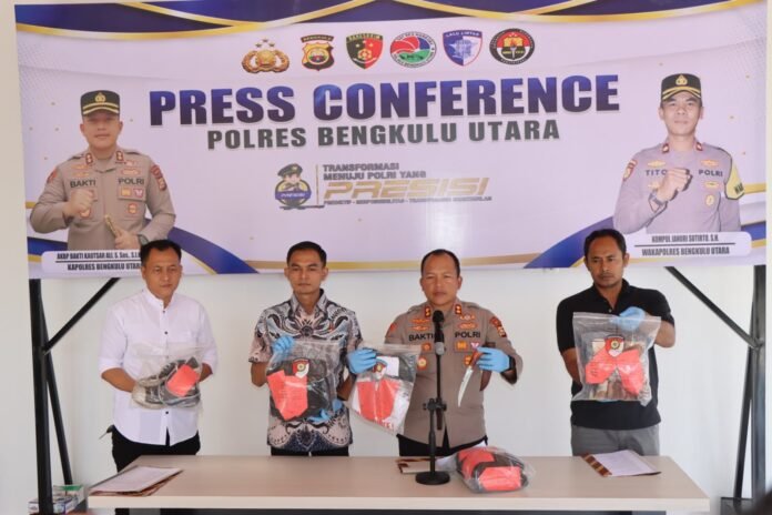 Gerak Cepat, Polres Bengkulu Utara Ungkap Kasus Penikaman Empat Pemuda Gerak Cepat, Polres Bengkulu Utara Ungkap Kasus Penikaman Empat Pemuda