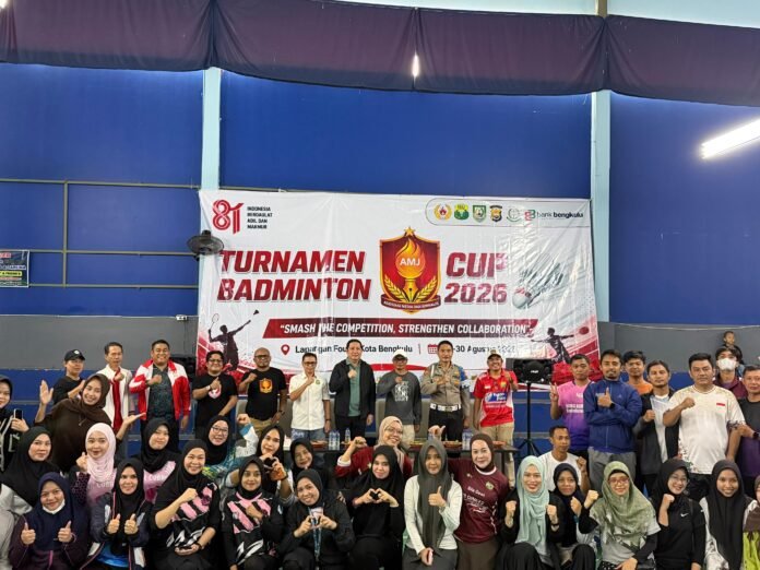 Turnamen Badminton AMJ Cup Resmi Dibuka Turnamen Badminton AMJ Cup Resmi Dibuka