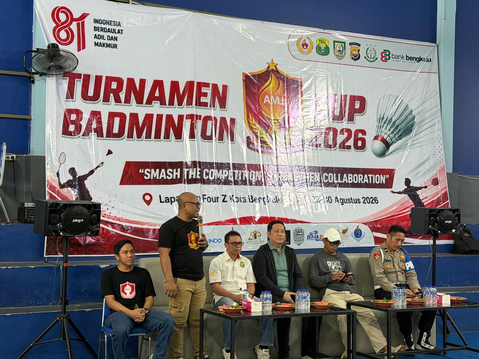 Turnamen Badminton AMJ Cup Resmi Dibuka