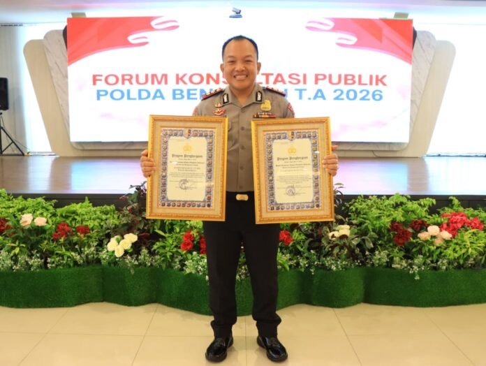 Polres Bengkulu Utara Raih Predikat WBK dan Pelayanan Prima dari Kapolri, Diserahkan Langsung oleh Irwasda Polda Bengkulu Polres Bengkulu Utara Raih Predikat WBK dan Pelayanan Prima dari Kapolri, Diserahkan Langsung oleh Irwasda Polda Bengkulu
