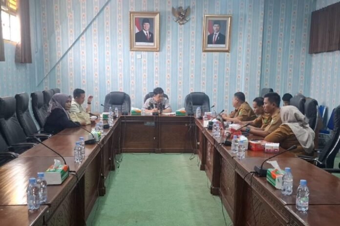 DPRD Lebong Pastikan Honor Bimtek Pilkades Segera Dibayar
