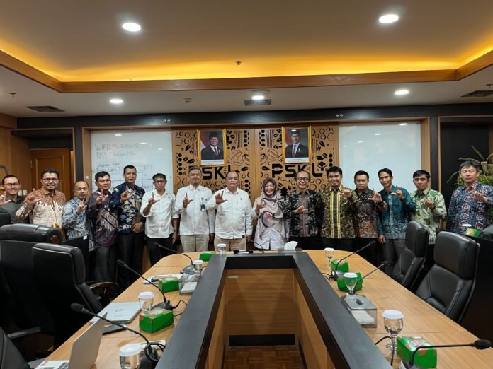 Empat KTH Bengkulu Serahkan Usulan Hutan Kemasyarakatan Seluas 899 Hektare ke Kementerian Kehutanan